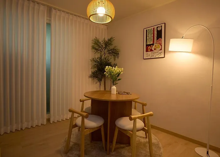 Cozy House - 10 Mins From Subway Line 2 アパート ソウル特別市