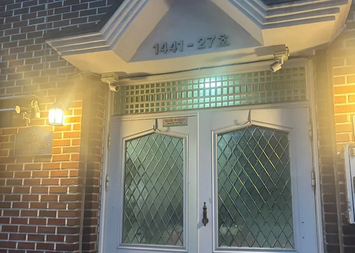 Cozy House - 10 Mins From Subway Line 2 * ソウル特別市