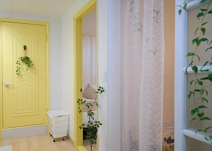 Cozy House - 10 Mins From Subway Line 2 アパート ソウル特別市